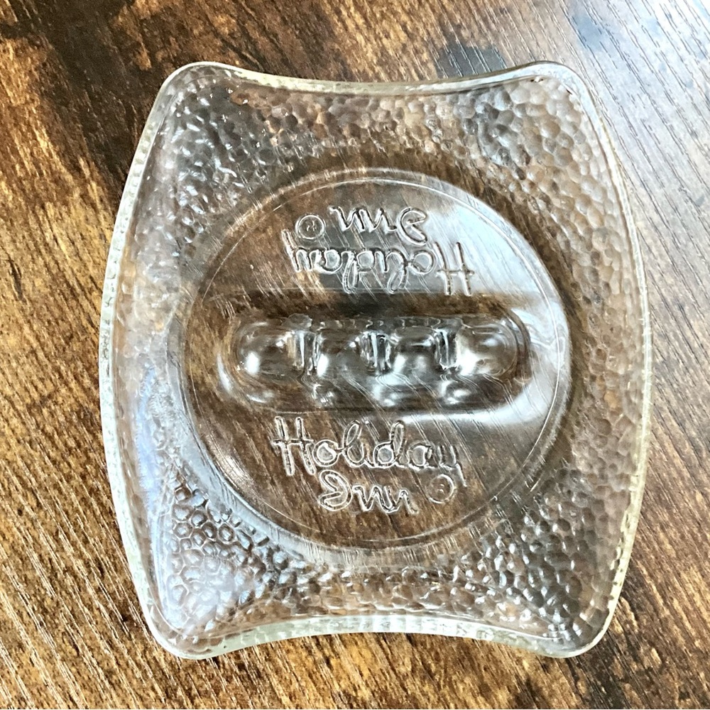 Holiday Inn Vintage 1970s Textured Glass Collectible Ashtray/Dish